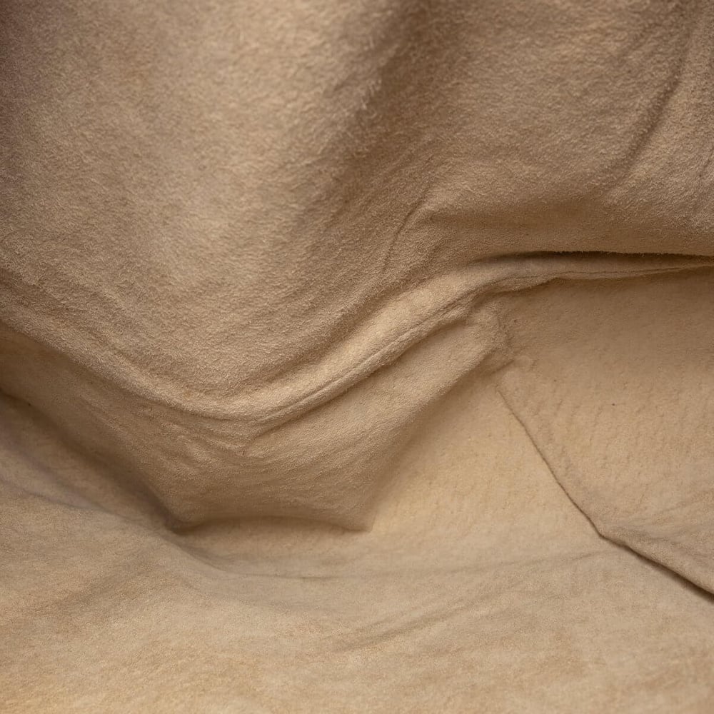 1221_ac33ba6829-682-21695-8-full