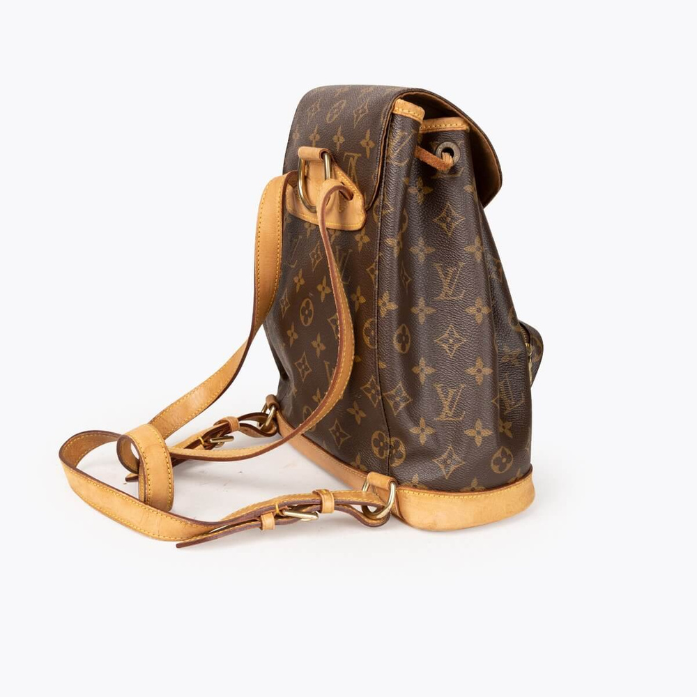 1256_e64b6fc74e-683-23799-4-full