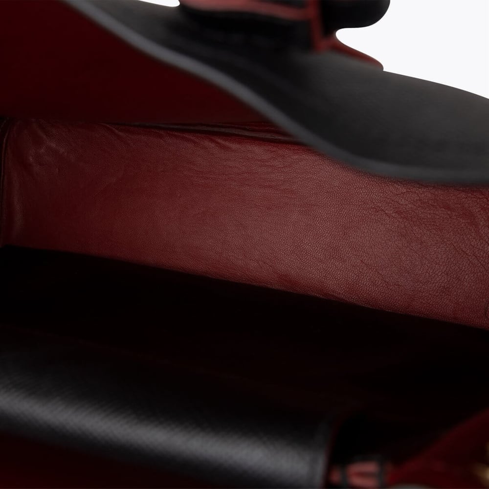 1374_7605867988-ap010866-7-full