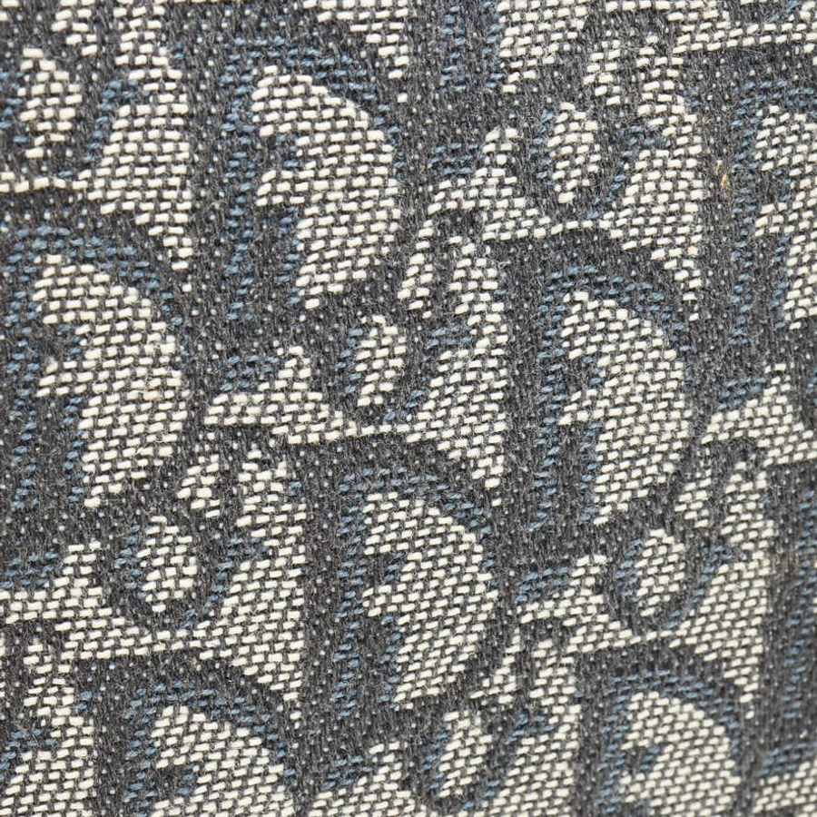 13887_c3cd7603ea-774-29533_6-square