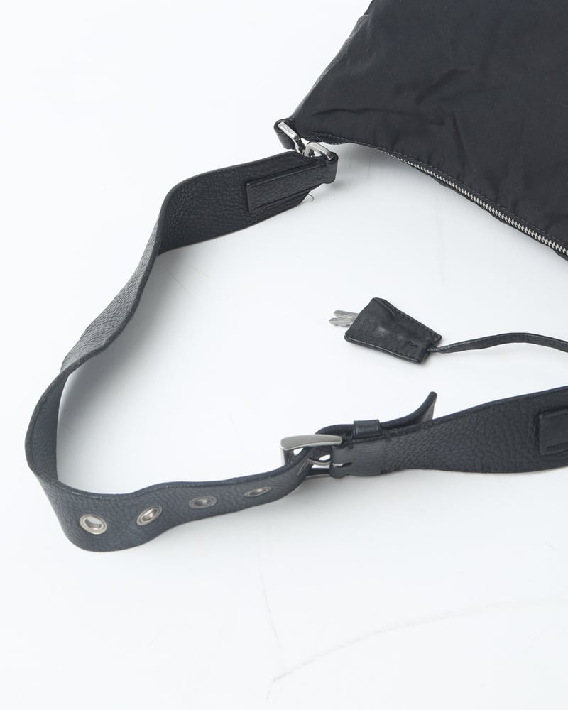 15184_d2b423153a-778-17271-7-full