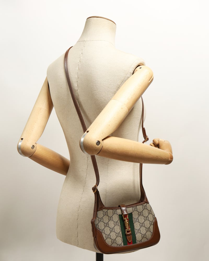 16579_4dc285bb89-ap0865967-full