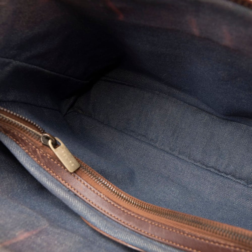 1788_85080a13d7-2100000469932-7-full