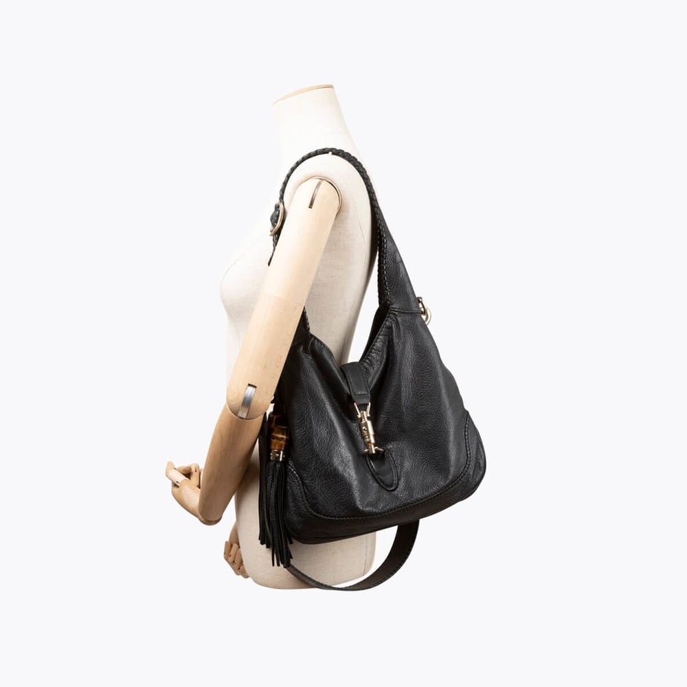 1858_c3e118b06b-223830703-8-full