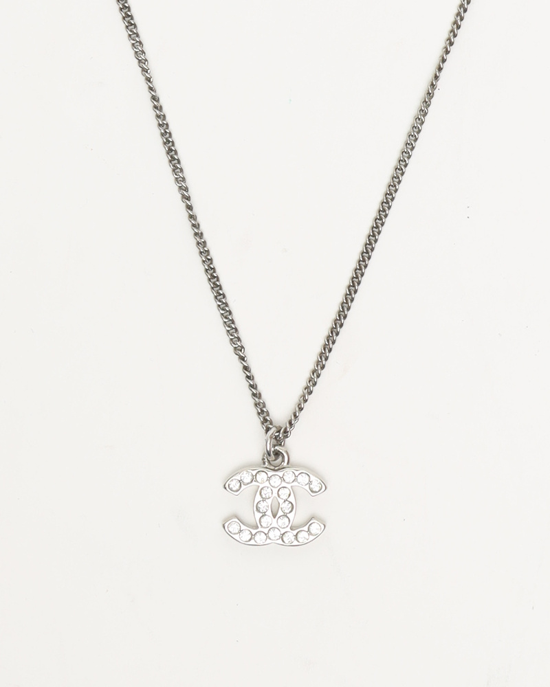 アクセサリー CHANEL Coco Mark Rhinestone Necklace Vintage CHANEL Coco Mark Rhinestone Necklace - A Retro Tale