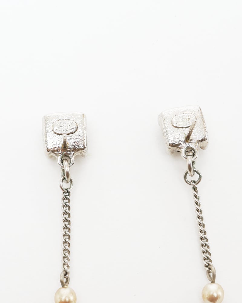 20903_d4178416a4-2240005598340_6-full