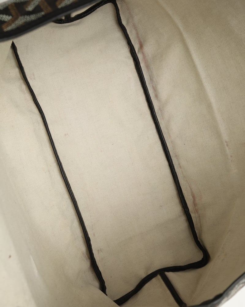 21028_fe71cfa036-246327249_7-full