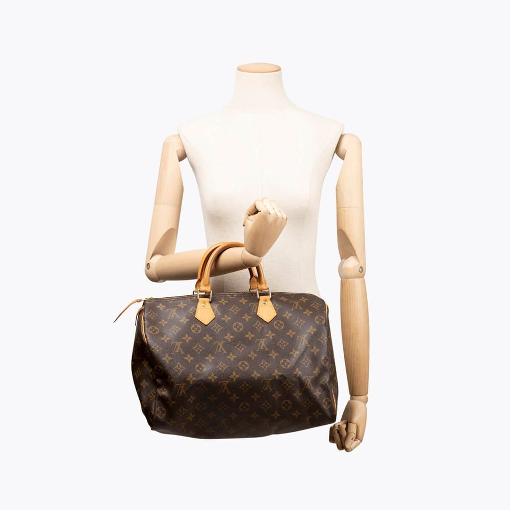 2138_51fedb7c38-694-19263-8-full