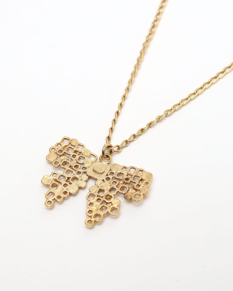 22277_239d15101c-805-27470_5-full