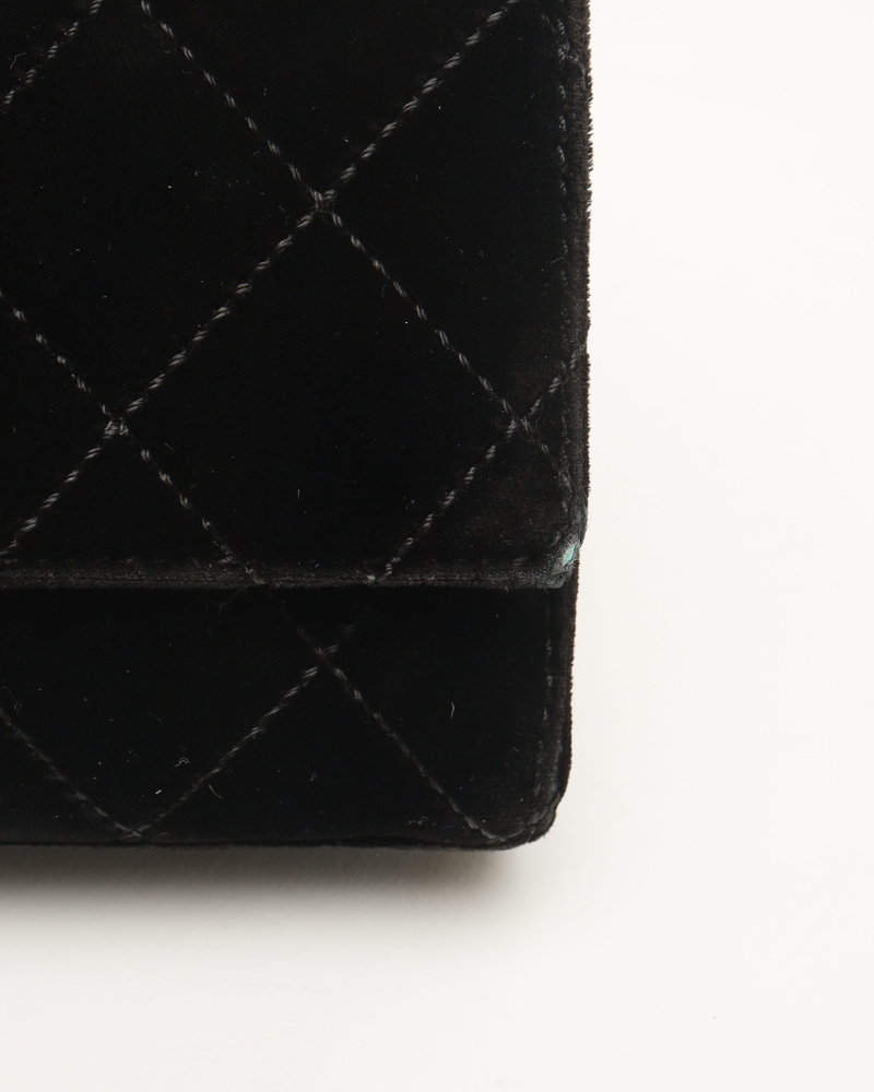 22340_b0d82002a1-250411707_7-full