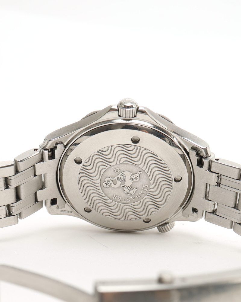 22922_e6068e3517-2250000364802_8-full