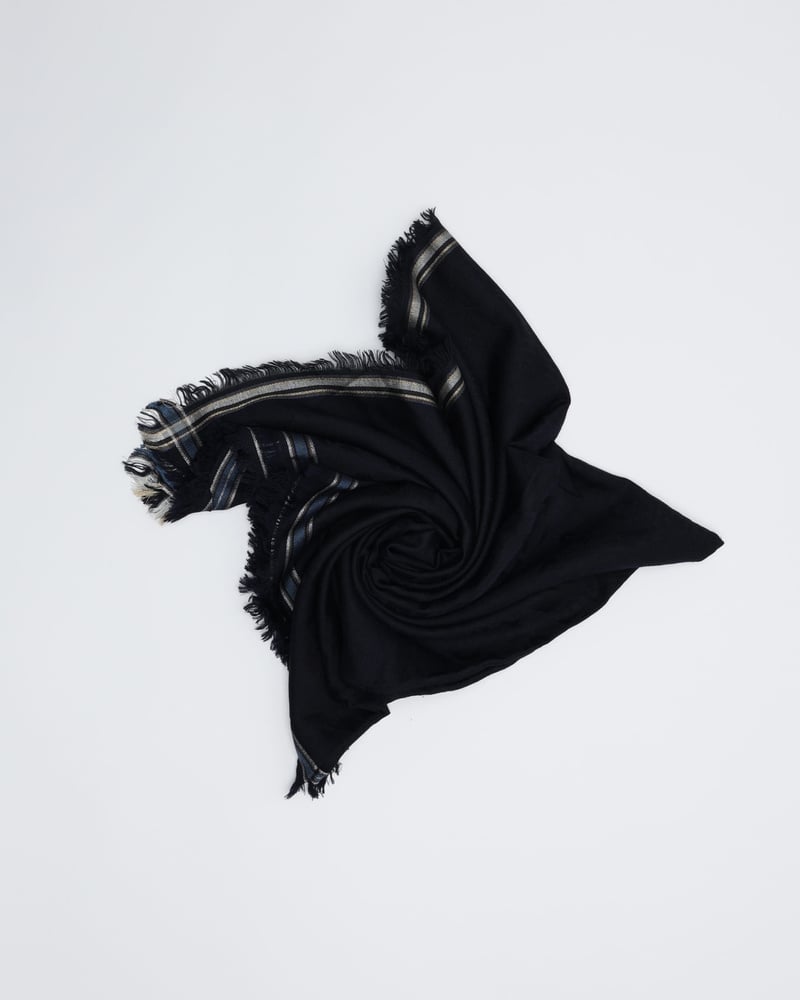 23105_b05fc41073-a3317956_1-2-full