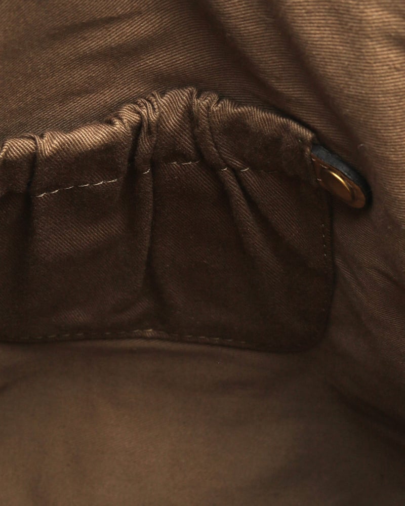 23146_8b2c18026e-a3421543_12-full