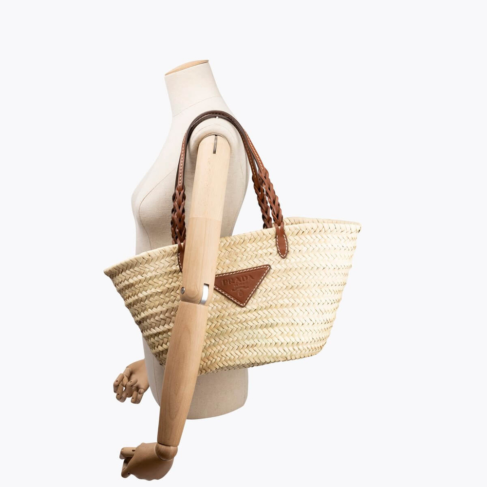 2318_a93b493f18-700-18897-8-full