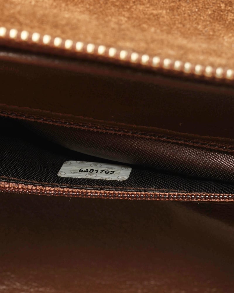 23286_02ead5e2b7-2250000852538_12-full