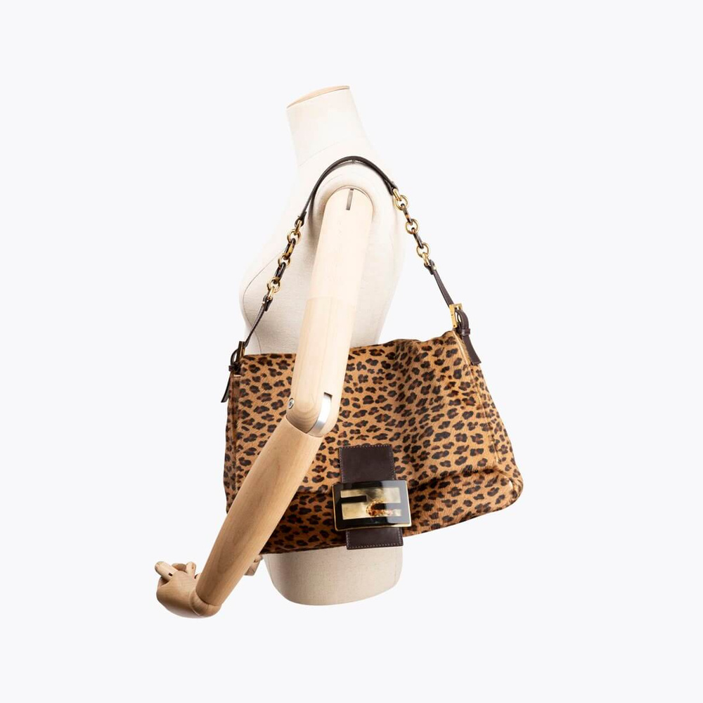 2342_591d4cb72c-700-29402-8-full