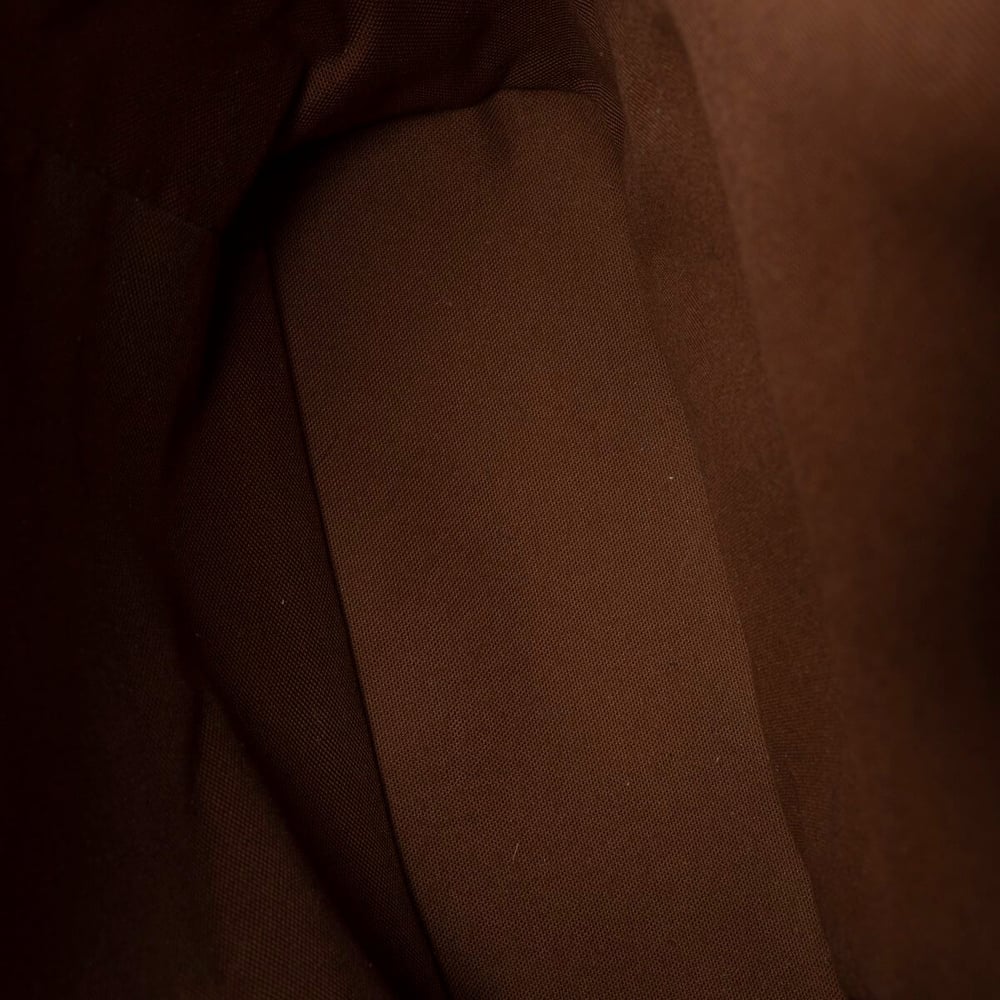 237_0e08c4c65a-661-13933-7-full