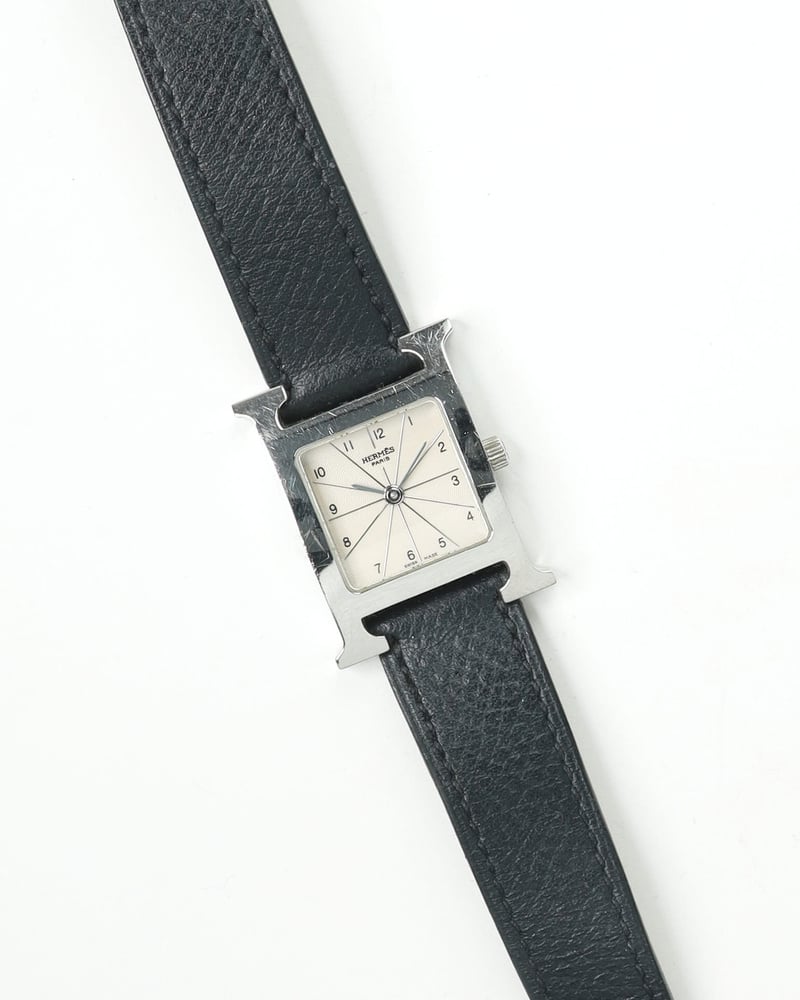Vintage Hermès Heure H 21mm Ref HH1.210 Watch - A Retro Tale