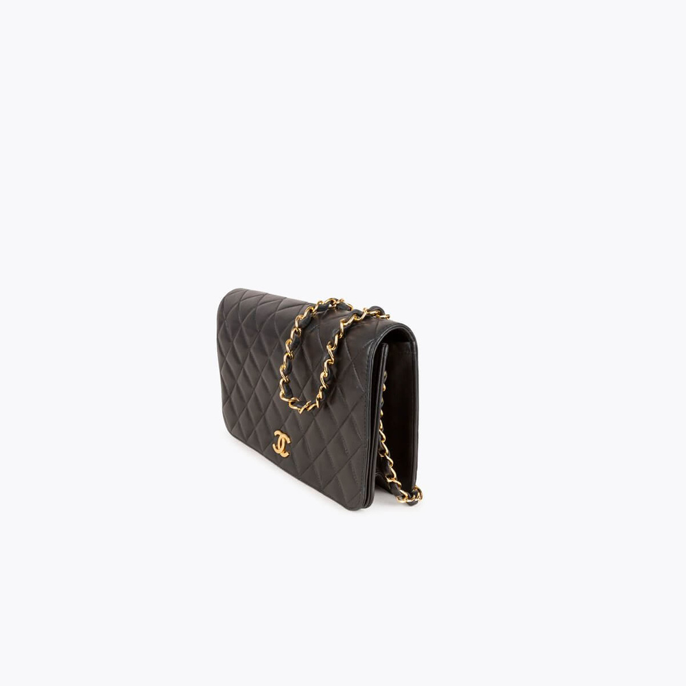 247_fb618abc64-220910741-2-full