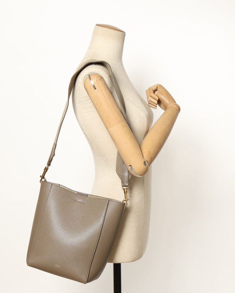 25000_e055ad935a_file-full