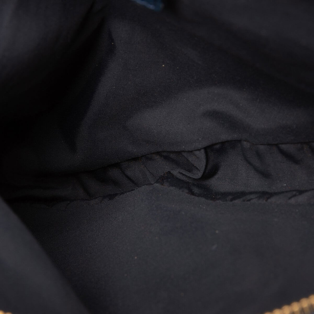 2696_90c05bad3a-694-29163-6-full