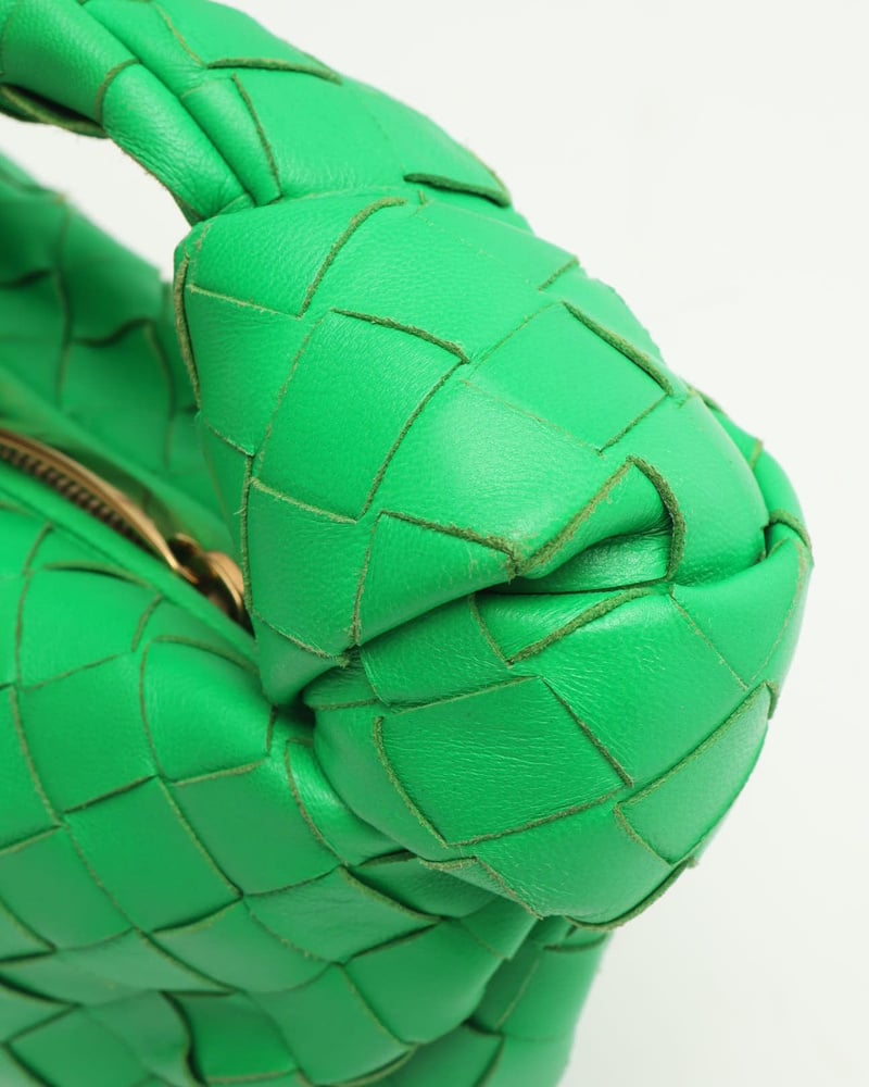 27208_e2f0df40ce_file-full