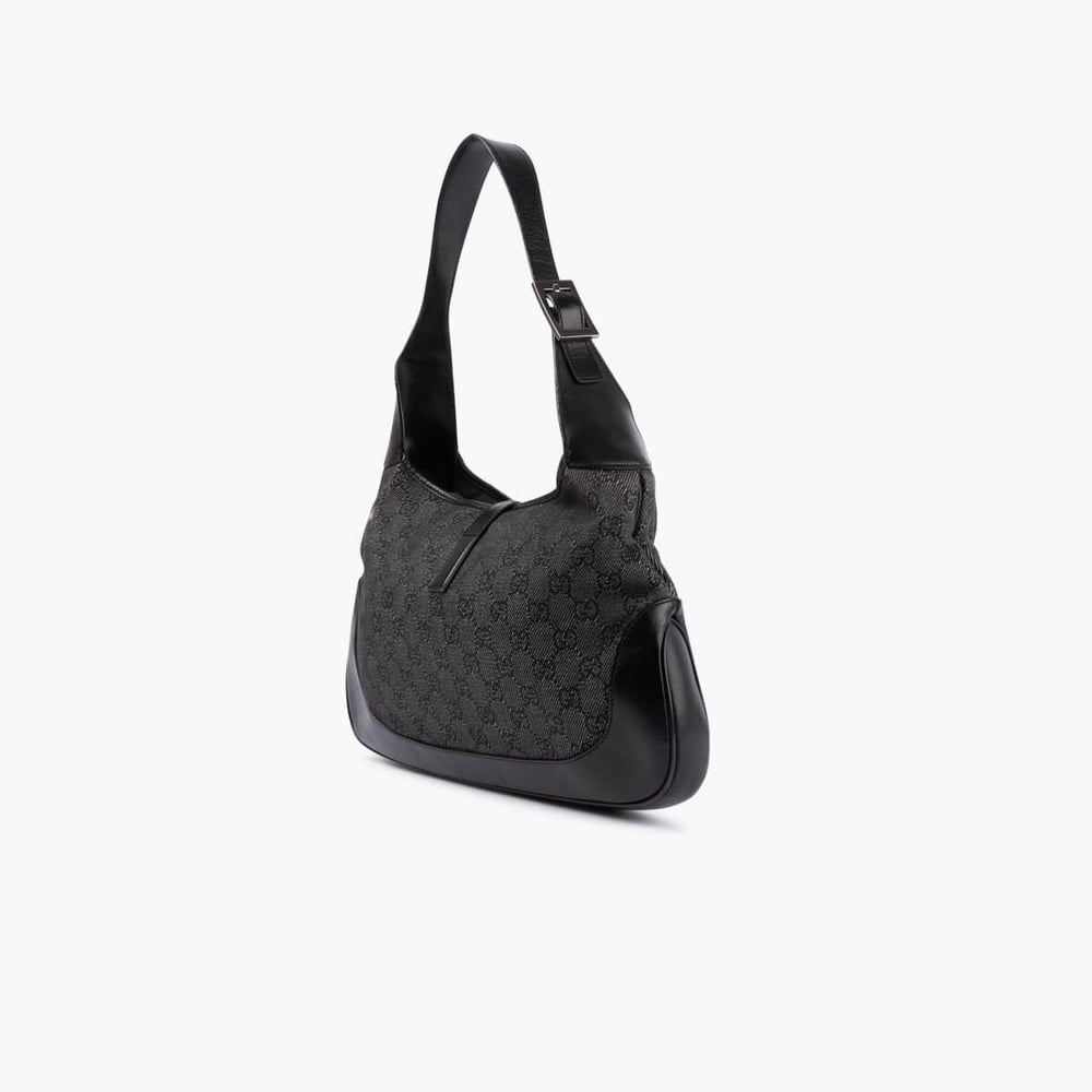 2797_635e781a69-703-19697-3-full