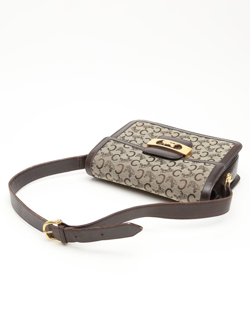 28454_301eb4a771_file-full