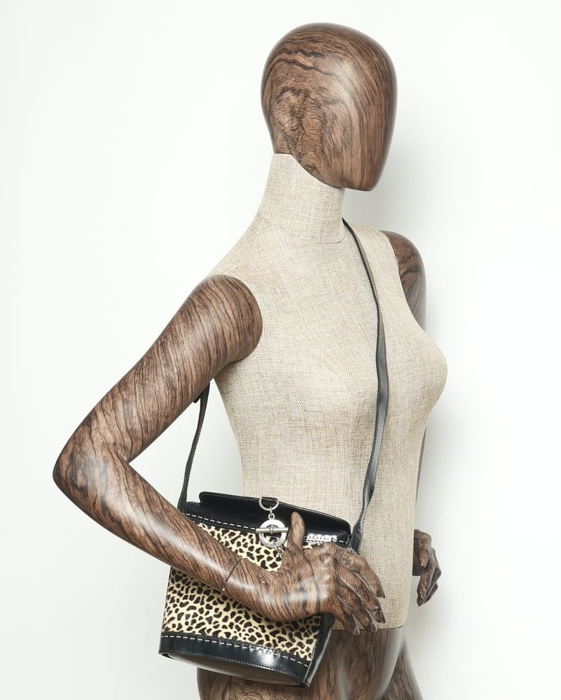 28803_268bfe5bbf_file-full