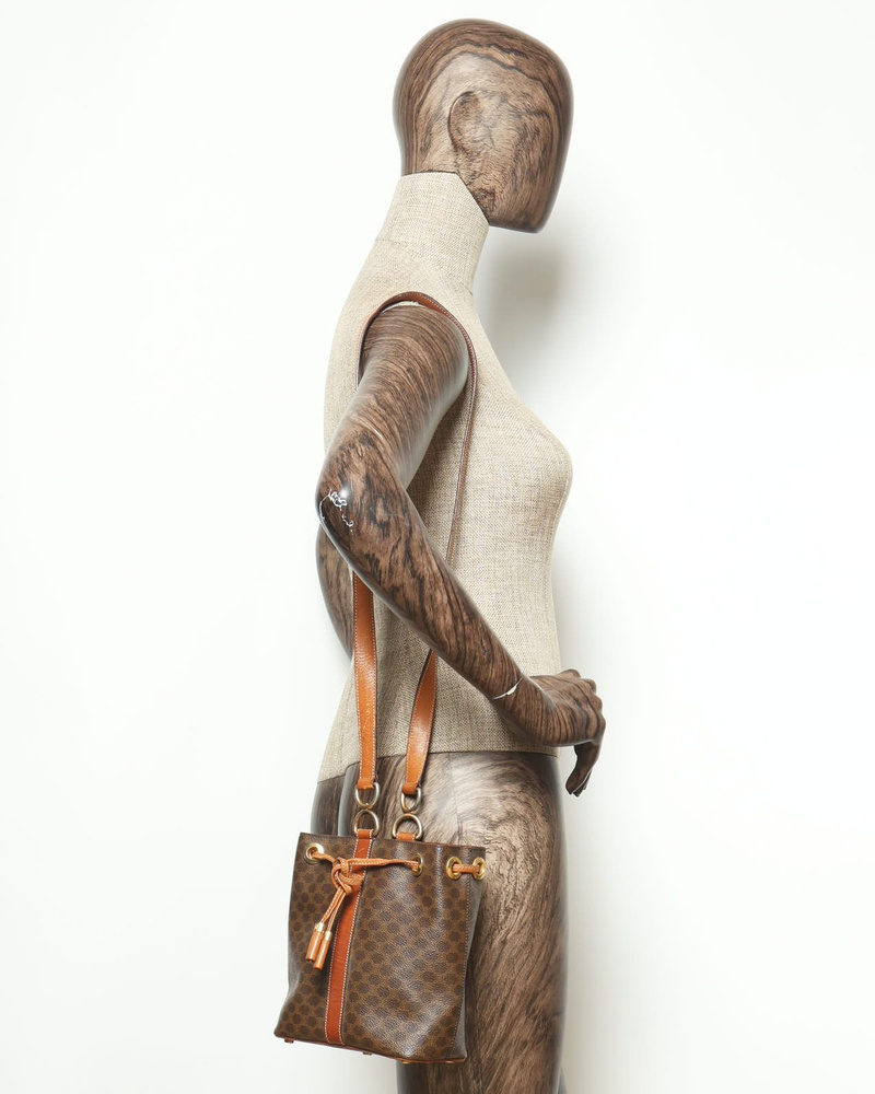 30925_5ce7c0c5eb_file-full