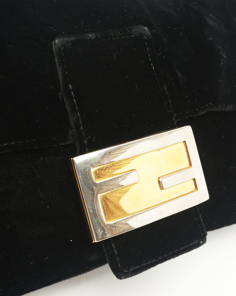 31577_e5bacf45e4_file-full