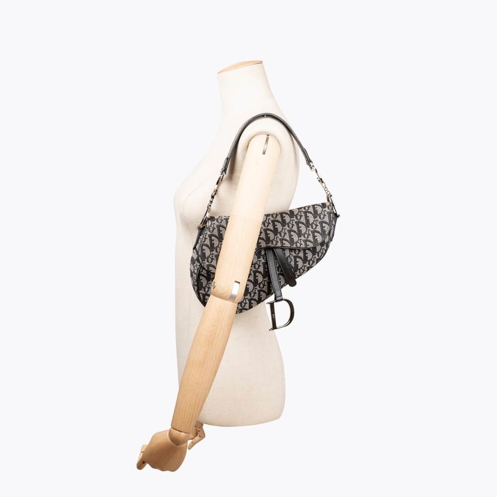 318_80620539a3-666-22636-5-full