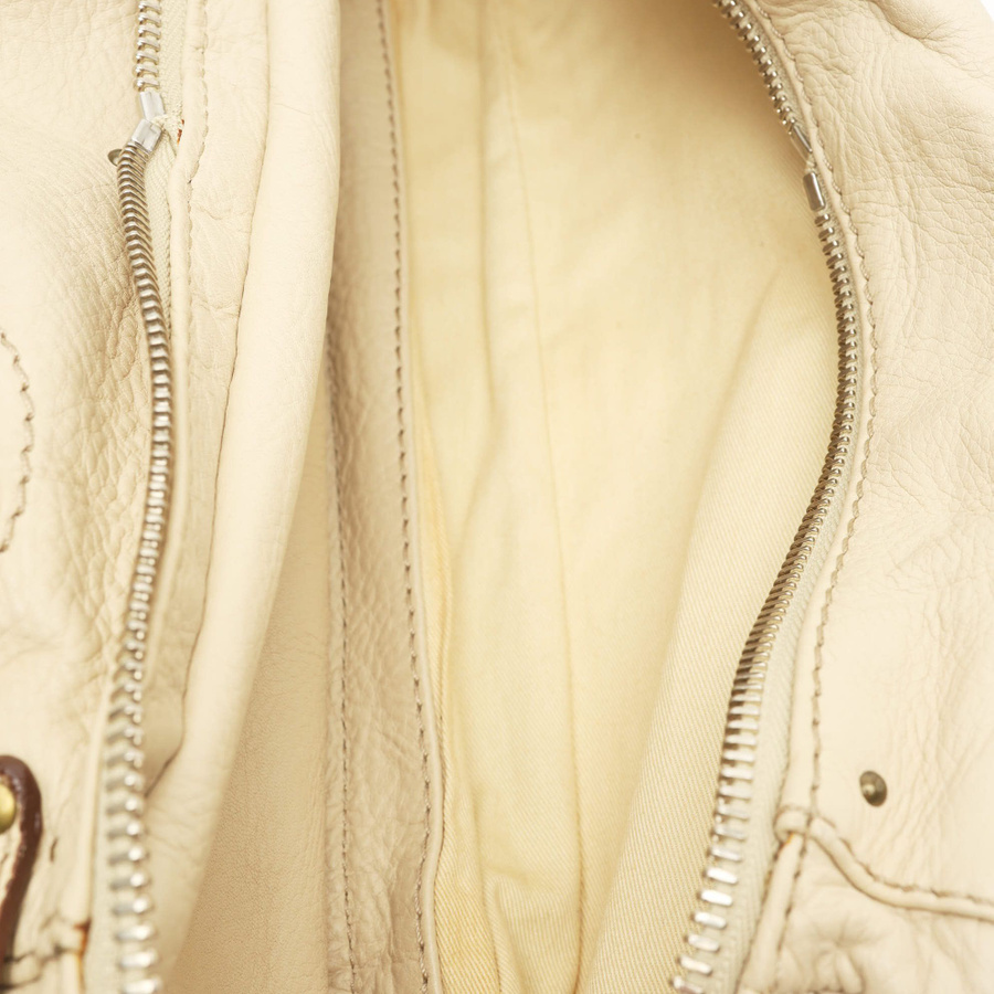 31903_1549fe5396_file-square