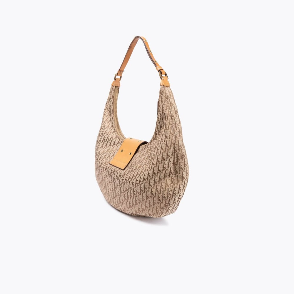 3193_757aac2cd4-708-23041-3-full