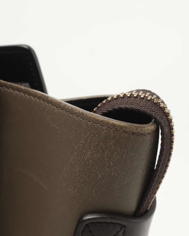 31989_d210895565_file-full