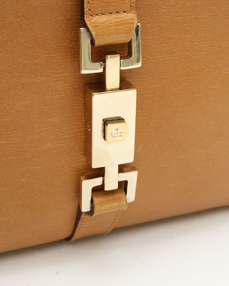 32045_94846ccb5f_file-full