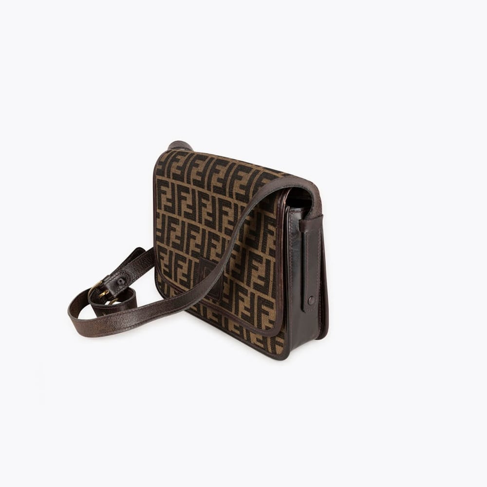 320_711012d2be-17000688714-2-full