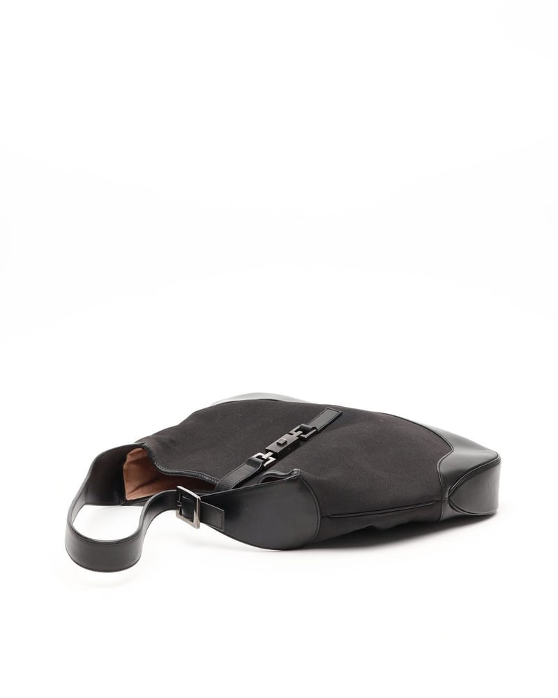 32197_423bc9bda0_file-full