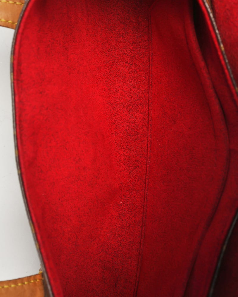 32347_f104b23b49_file-full