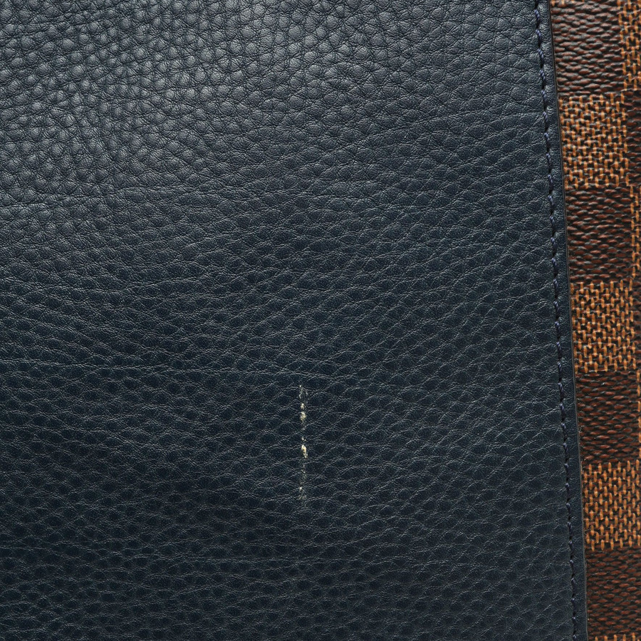 32390_546c18399a_file-square
