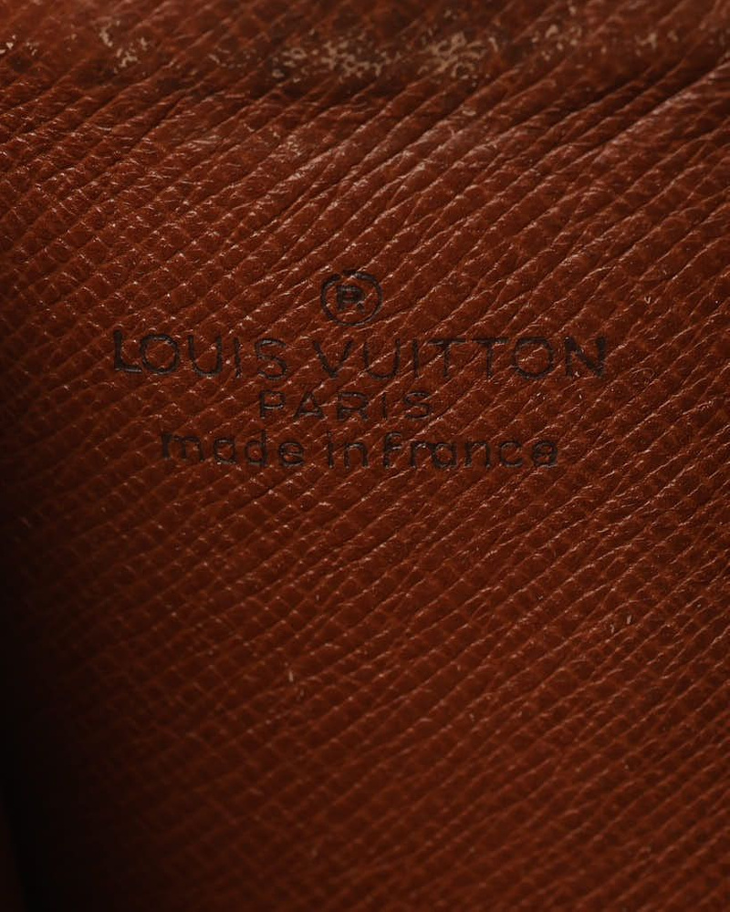Louis Vuitton Monogram Laptop Case, size 17-Inch