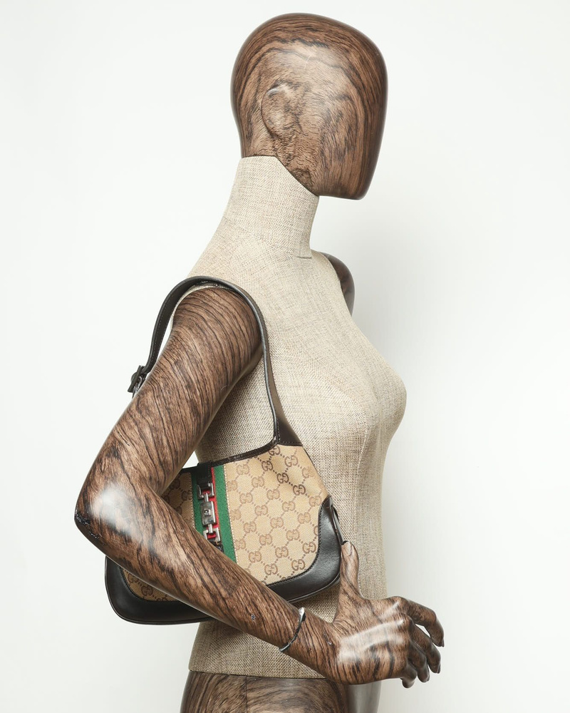 34975_06f89a7735_file-full