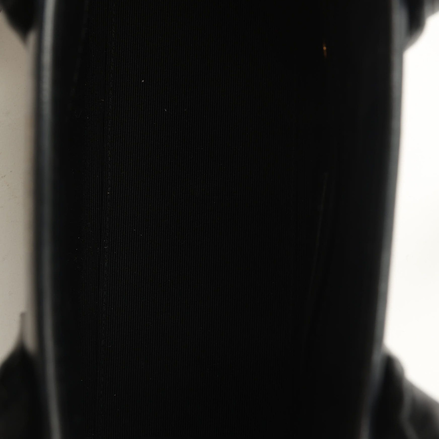 36639_c12430433c_file-square