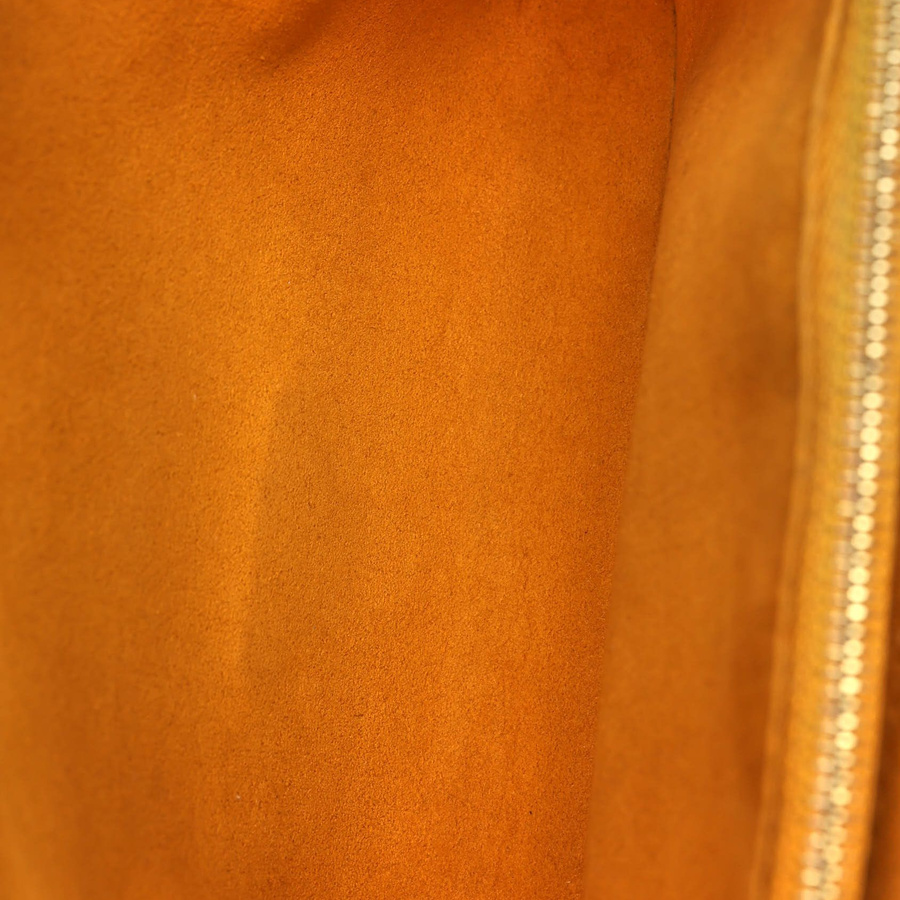 39290_829132455a_file-square