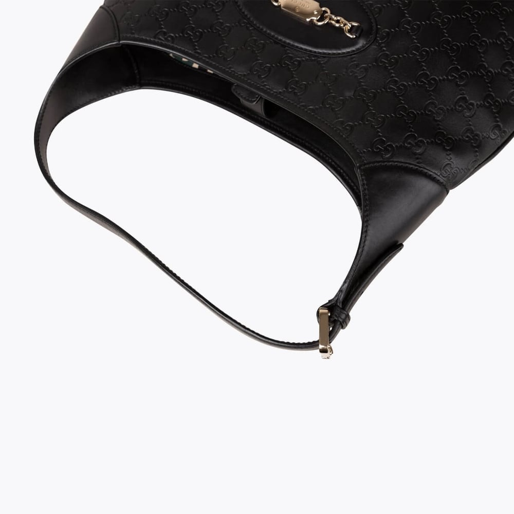 396_fef84bf235-670-12875-6-full