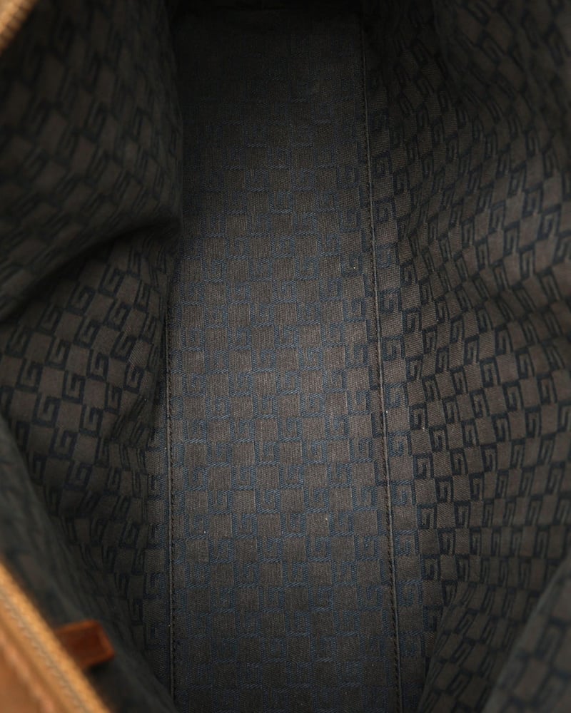 40574_93babbe3ad_file-full