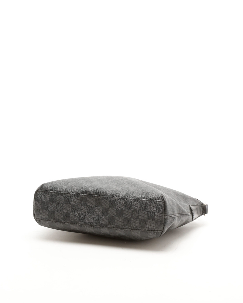 41718_9ba6d27f17_file-full
