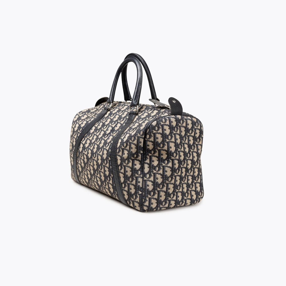 423_ddcaac29b9-661-23031-4-full