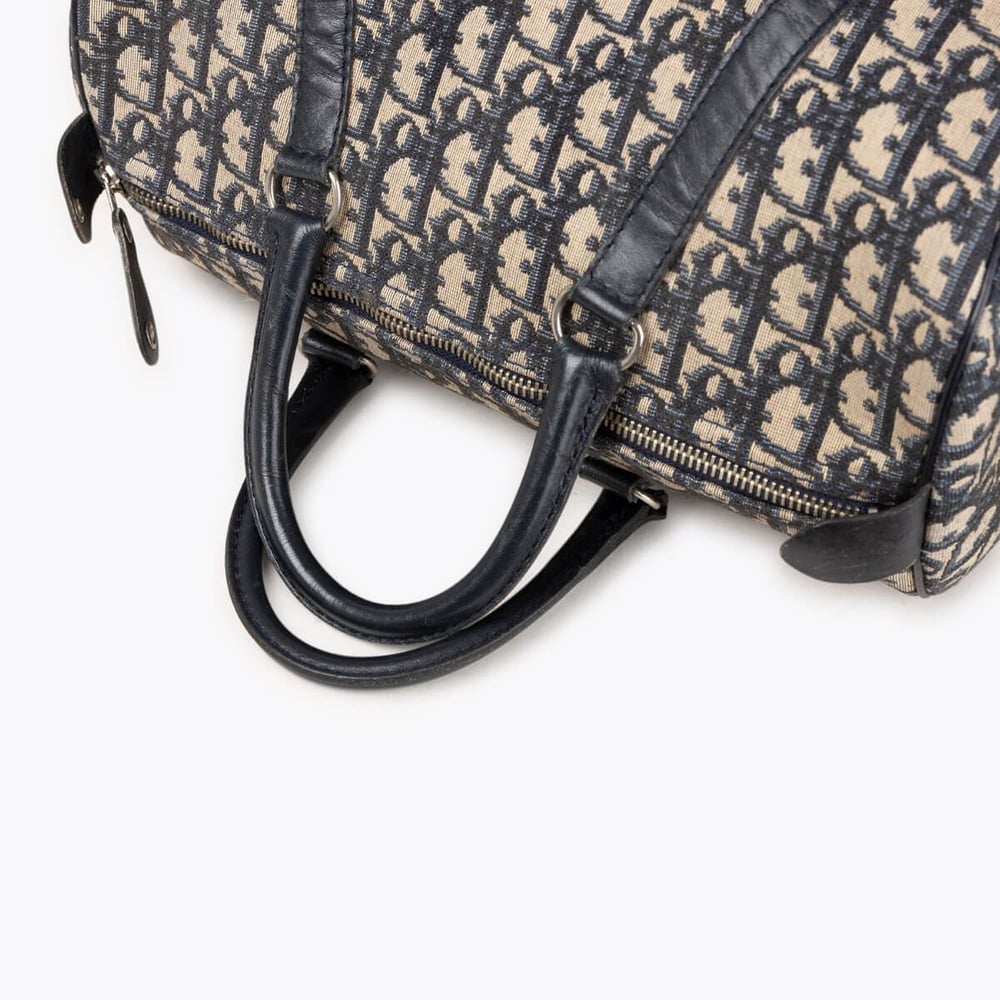 423_e1cf97bb35-661-23031-6-full