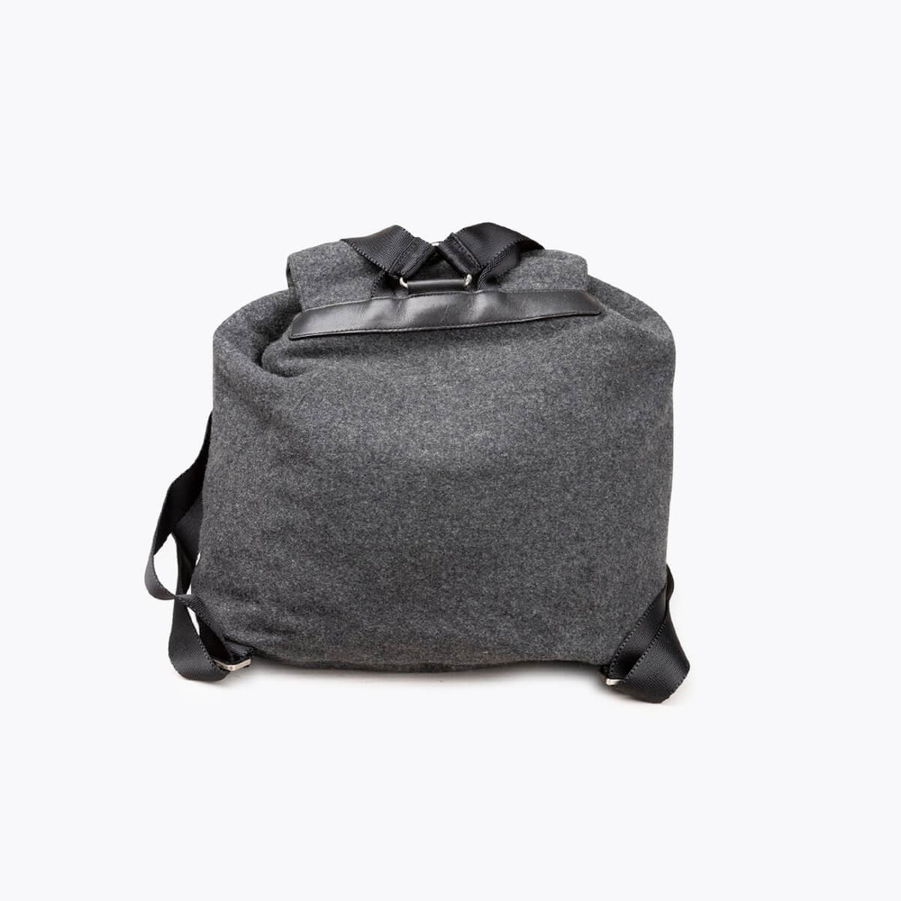 427_599f69a4a0-17000715009-3-full